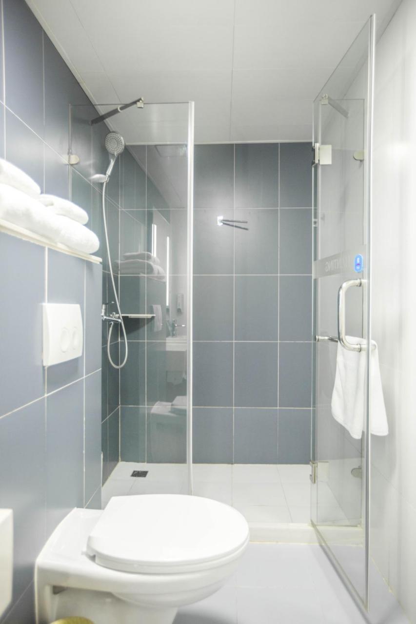 Hanting Premium Hotel Shanghai Plaza 66 מראה חיצוני תמונה
