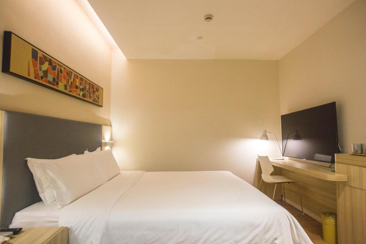 Hanting Premium Hotel Shanghai Plaza 66 מראה חיצוני תמונה