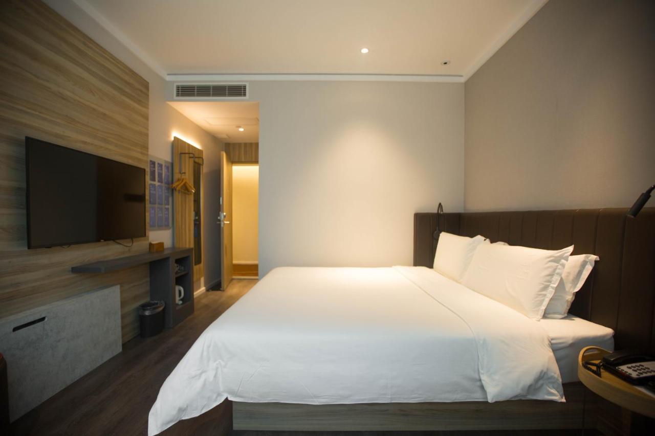 Hanting Premium Hotel Shanghai Plaza 66 מראה חיצוני תמונה