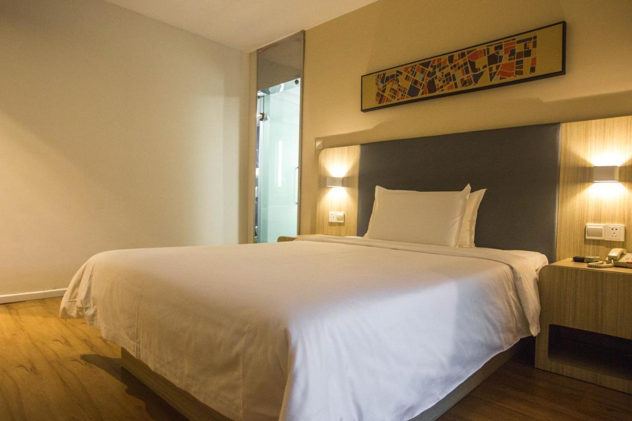 Hanting Premium Hotel Shanghai Plaza 66 מראה חיצוני תמונה